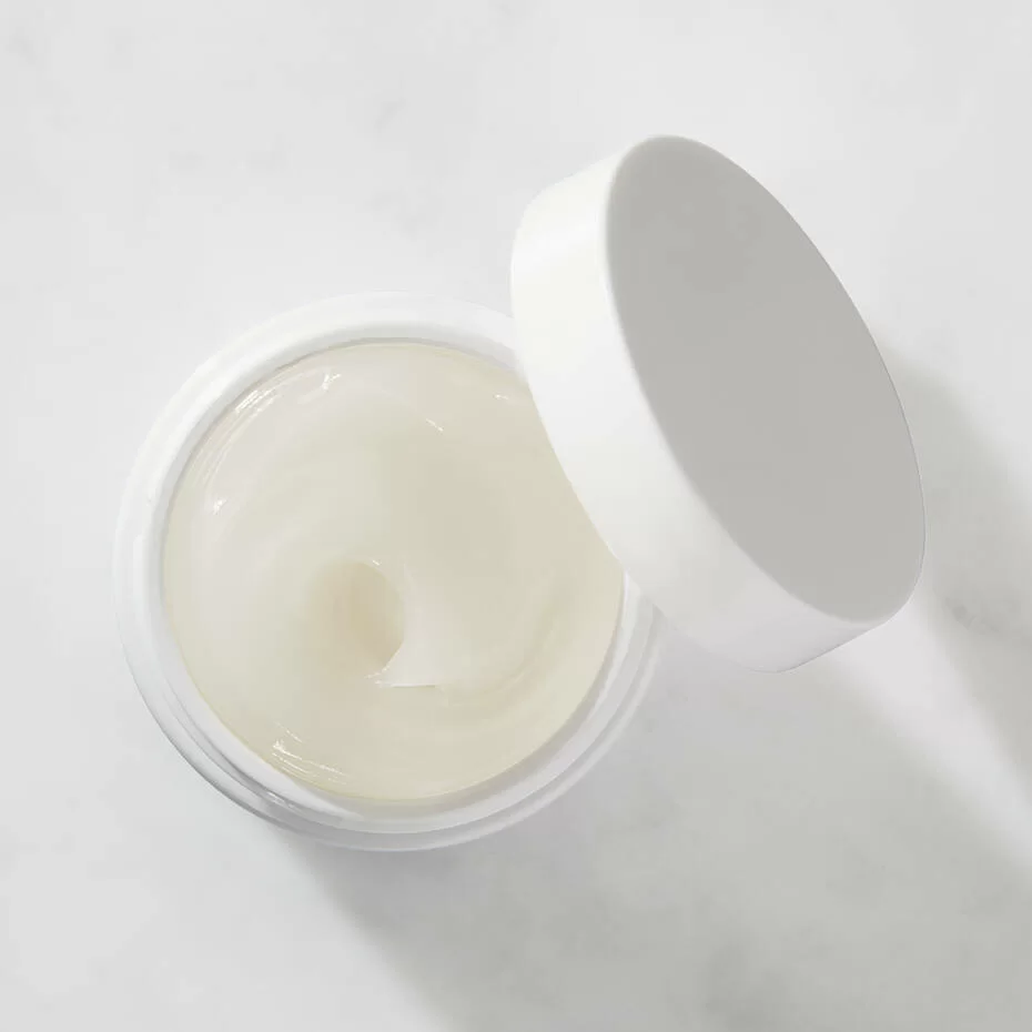 Clearly Corrective™ Brightening and Smoothing Moisture Treatment